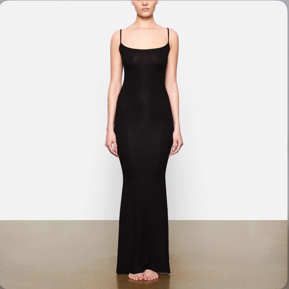 LONG SLIP DRESS - Picture 1 of 2